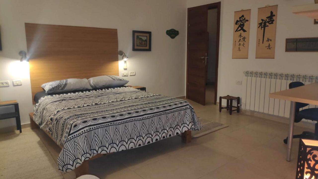 בית האומנים Artist Home Neve Ilan Extérieur photo